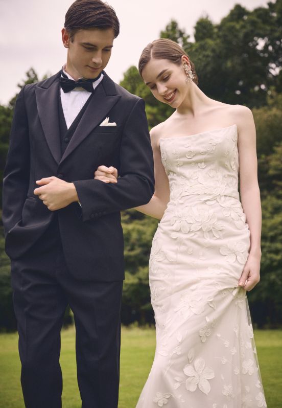 JUNO東京銀座店のドレス