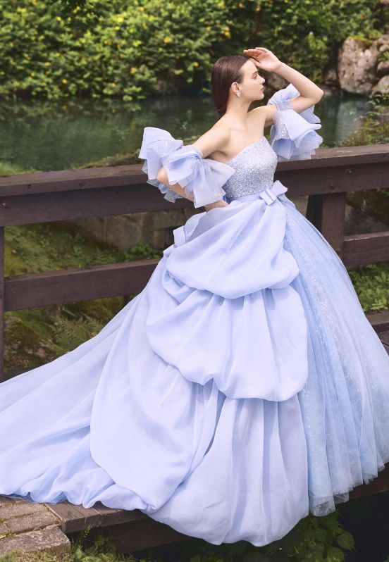 JUNO東京銀座店のドレス