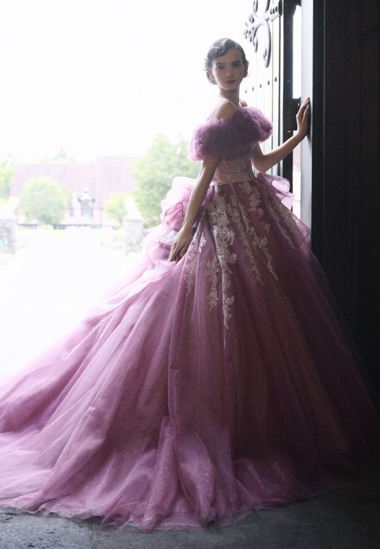 JUNO東京銀座店のドレス