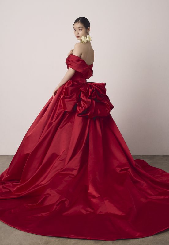 JUNO東京銀座店のドレス